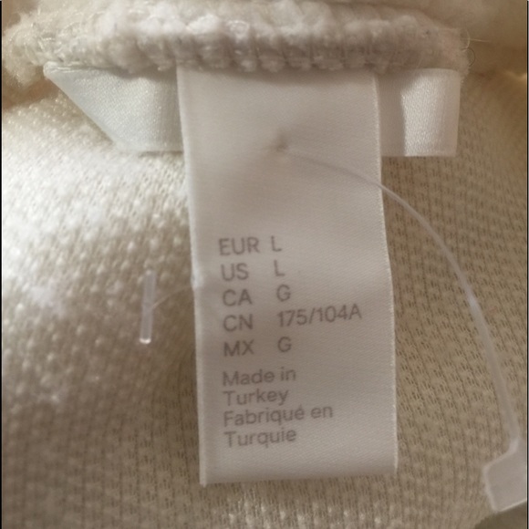 NW0T💕 H & M Relaxed-fit Soft Faux Shearling Top - Picture 7 of 8